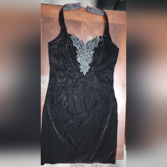 Dave & Johnny Dresses & Skirts - Vintage Dave & Johnny Black Gown with Silver Details